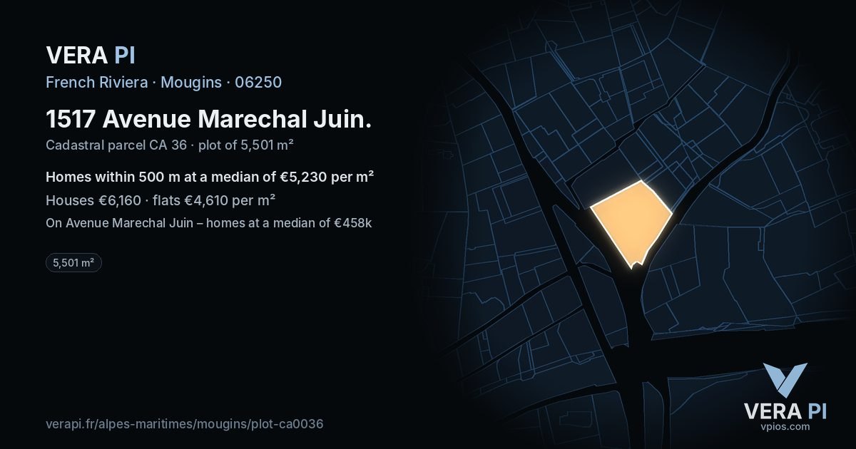 1517 Avenue Marechal Juin, Mougins at night – the plot lit, the parcels around coloured by the prices near them