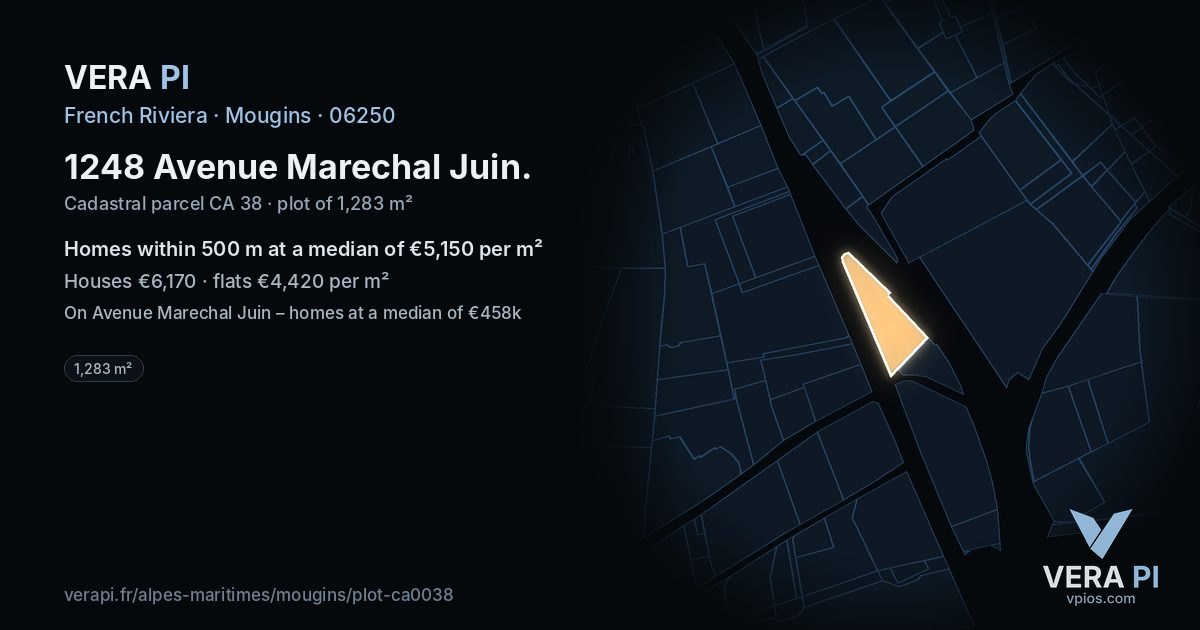 1248 Avenue Marechal Juin, Mougins at night – the plot lit, the parcels around coloured by the prices near them