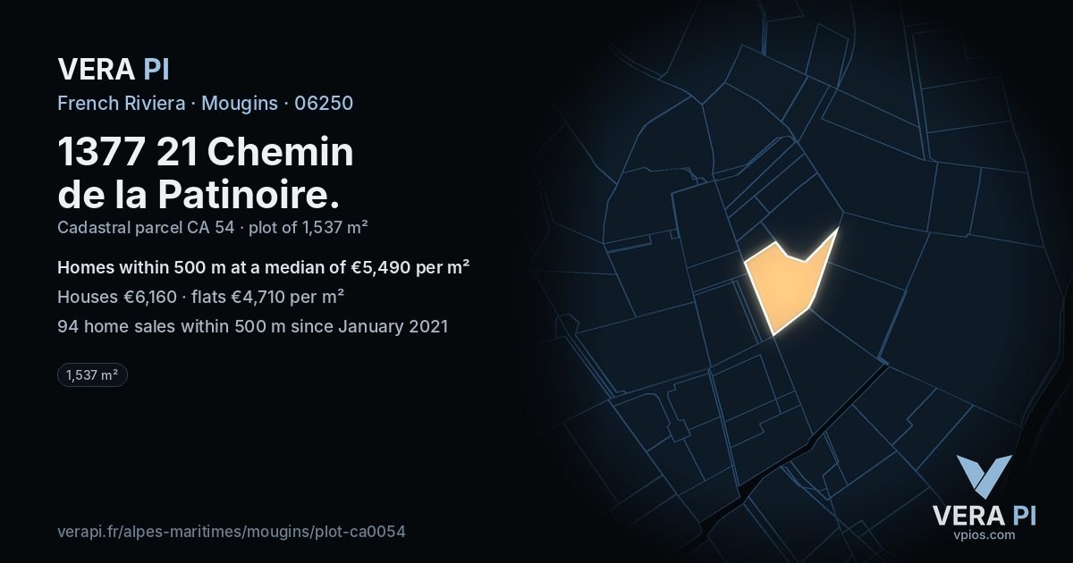 1377 21 Chemin de la Patinoire, Mougins at night – the plot lit, the parcels around coloured by the prices near them
