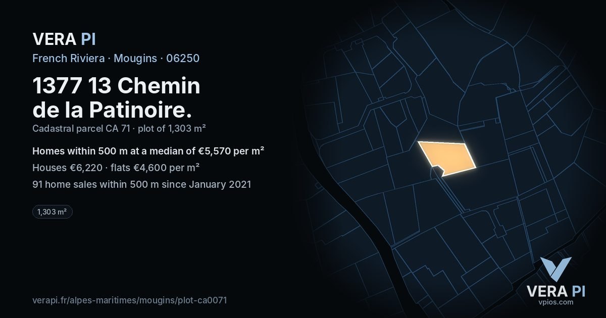 1377 13 Chemin de la Patinoire, Mougins at night – the plot lit, the parcels around coloured by the prices near them