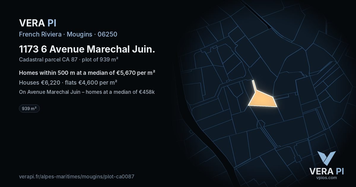 1173 6 Avenue Marechal Juin, Mougins at night – the plot lit, the parcels around coloured by the prices near them