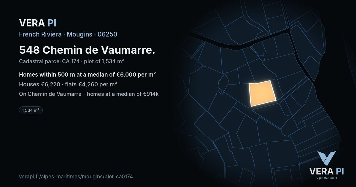 548 Chemin de Vaumarre, Mougins at night – the plot lit, the parcels around coloured by the prices near them
