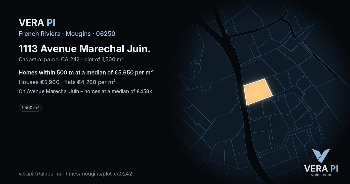1113 Avenue Marechal Juin, Mougins at night – the plot lit, the parcels around coloured by the prices near them