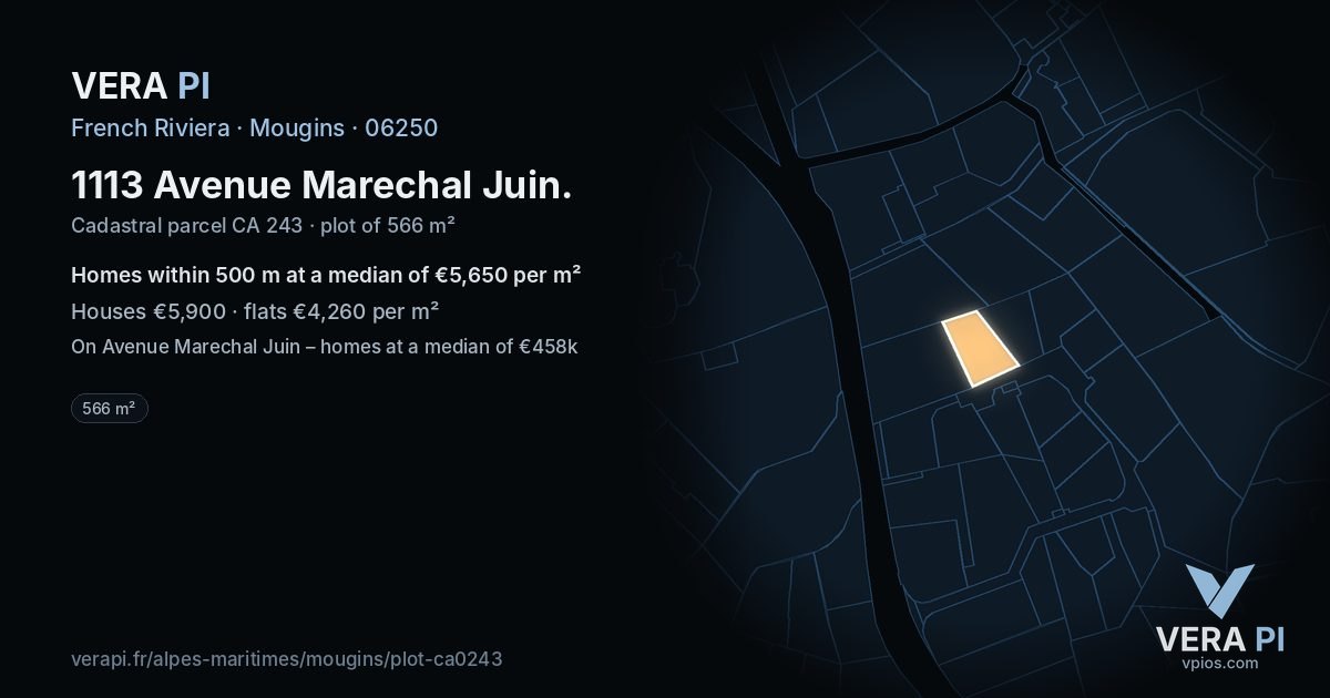 1113 Avenue Marechal Juin, Mougins at night – the plot lit, the parcels around coloured by the prices near them