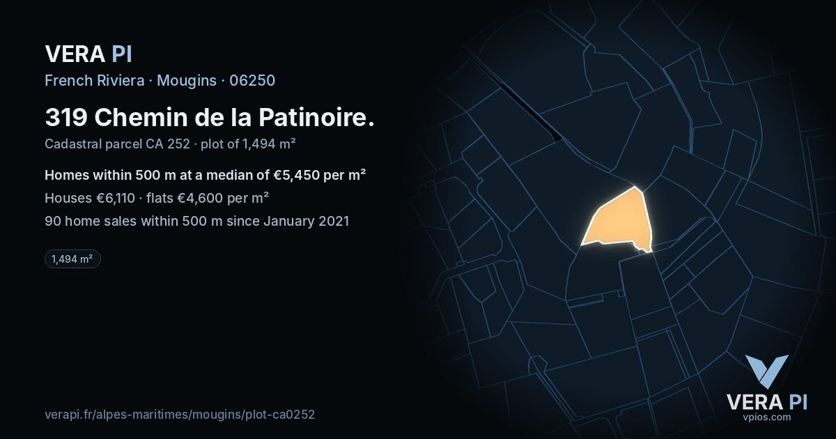 319 Chemin de la Patinoire, Mougins at night – the plot lit, the parcels around coloured by the prices near them