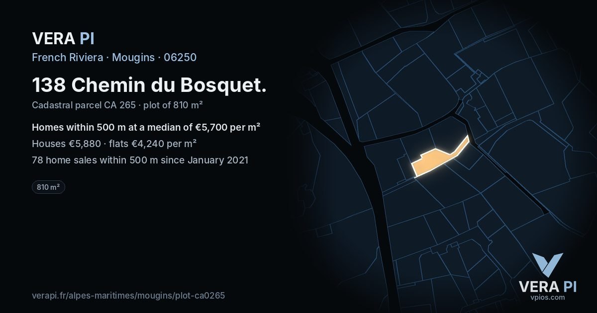 138 Chemin du Bosquet, Mougins at night – the plot lit, the parcels around coloured by the prices near them