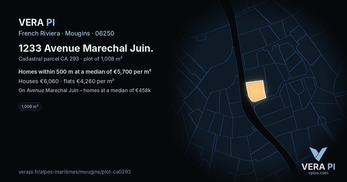 1233 Avenue Marechal Juin, Mougins at night – the plot lit, the parcels around coloured by the prices near them