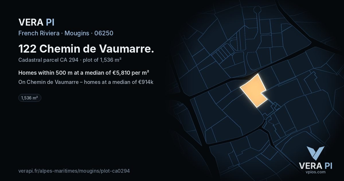 122 Chemin de Vaumarre, Mougins at night – the plot lit, the parcels around coloured by the prices near them