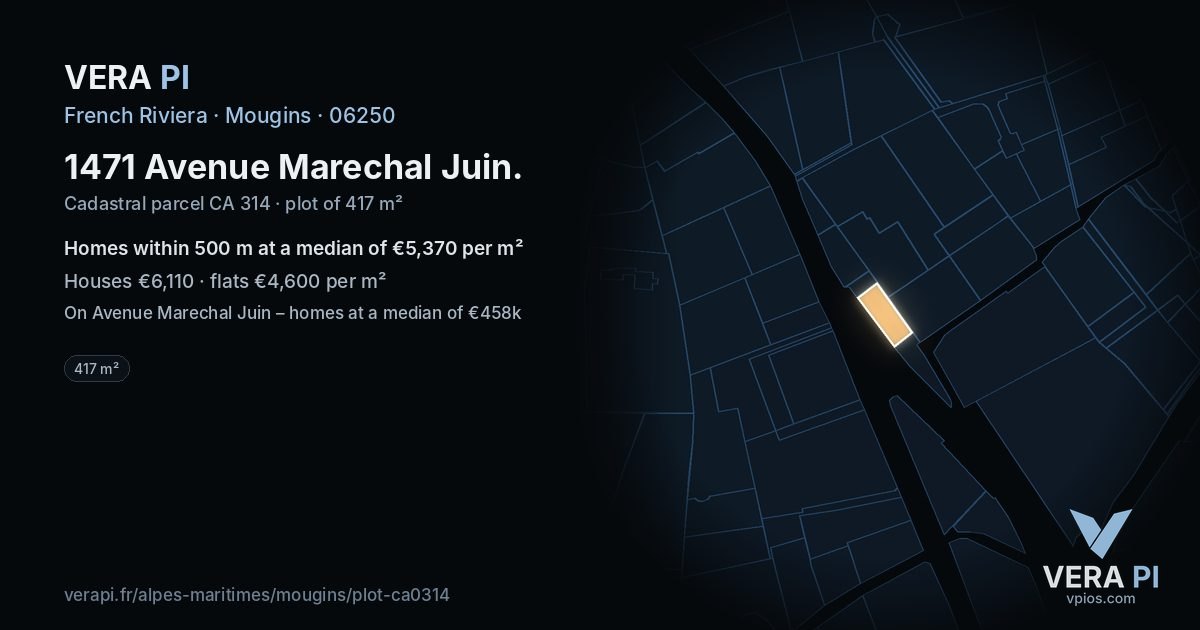 1471 Avenue Marechal Juin, Mougins at night – the plot lit, the parcels around coloured by the prices near them