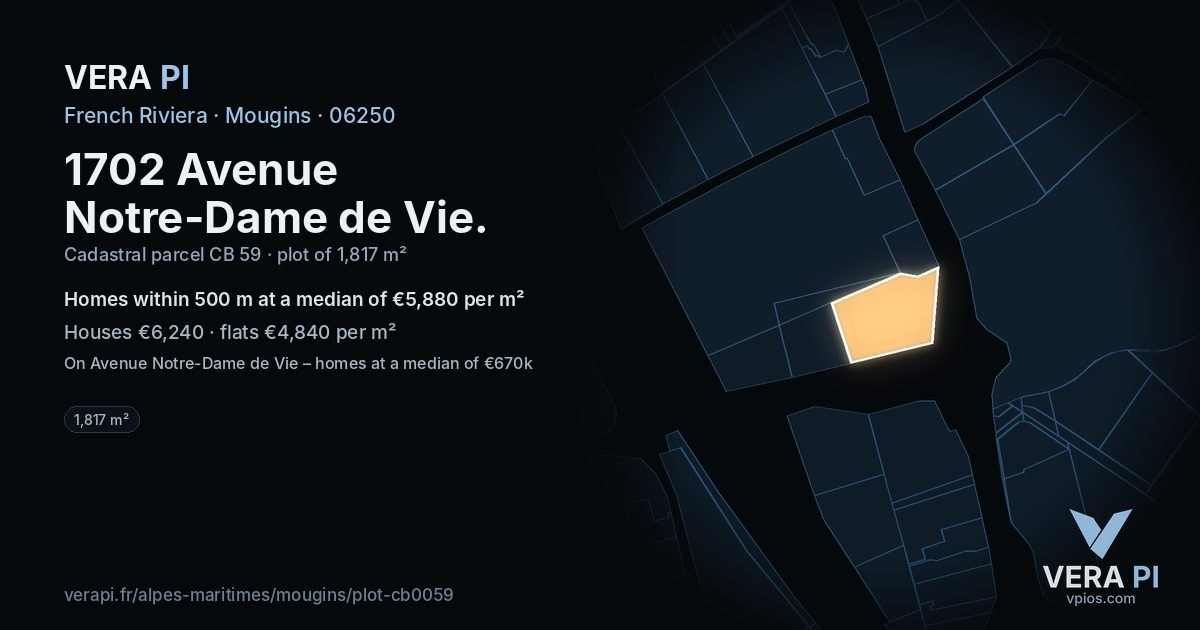 1702 Avenue Notre-Dame de Vie, Mougins at night – the plot lit, the parcels around coloured by the prices near them