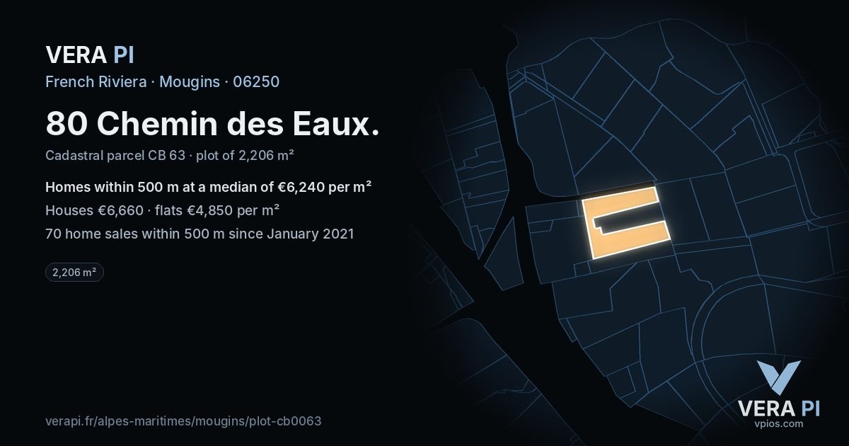 80 Chemin des Eaux, Mougins at night – the plot lit, the parcels around coloured by the prices near them