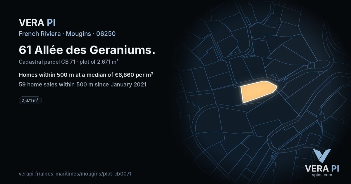 61 Allée des Geraniums, Mougins at night – the plot lit, the parcels around coloured by the prices near them