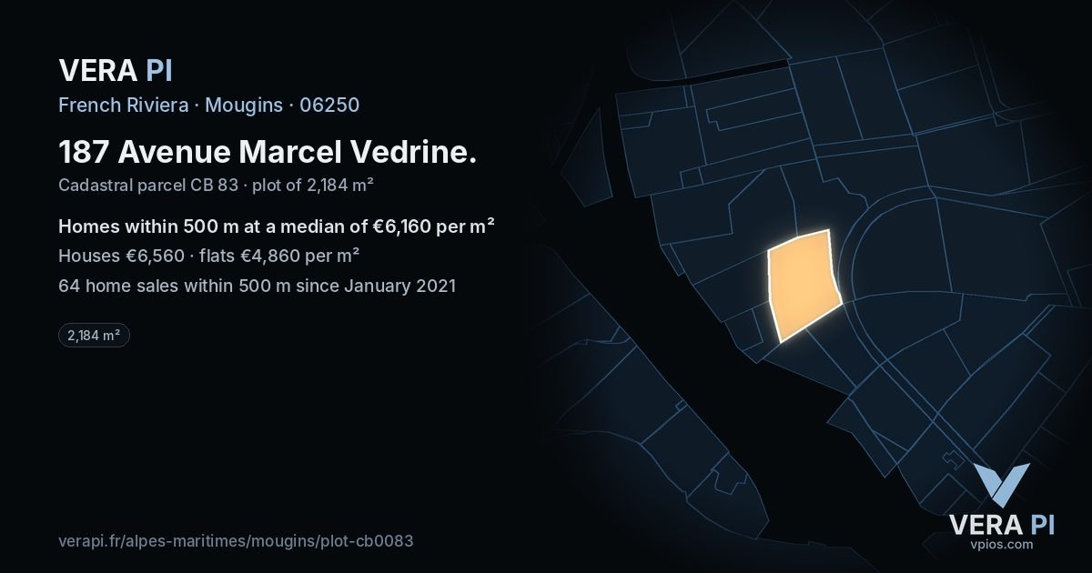 187 Avenue Marcel Vedrine, Mougins at night – the plot lit, the parcels around coloured by the prices near them