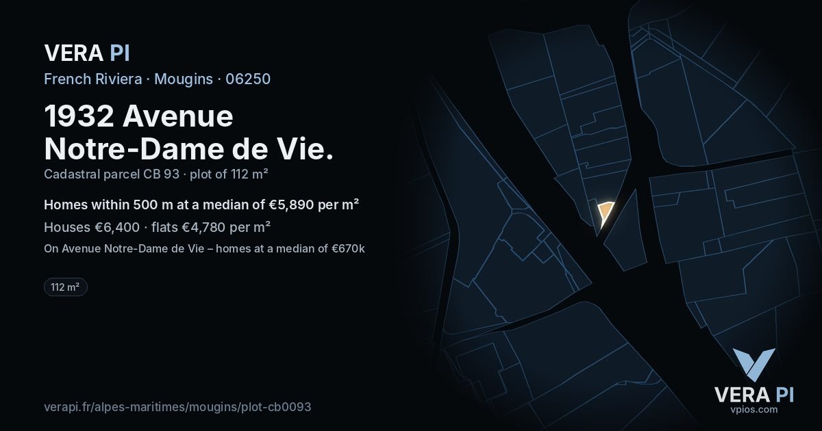 1932 Avenue Notre-Dame de Vie, Mougins at night – the plot lit, the parcels around coloured by the prices near them