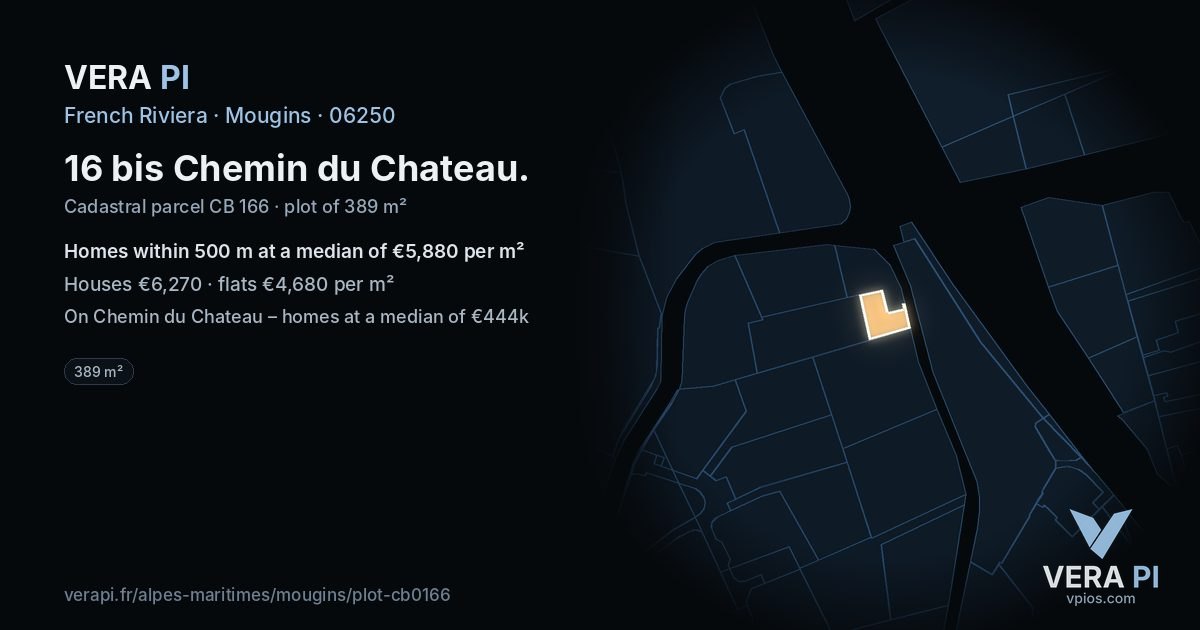 16 bis Chemin du Chateau, Mougins at night – the plot lit, the parcels around coloured by the prices near them