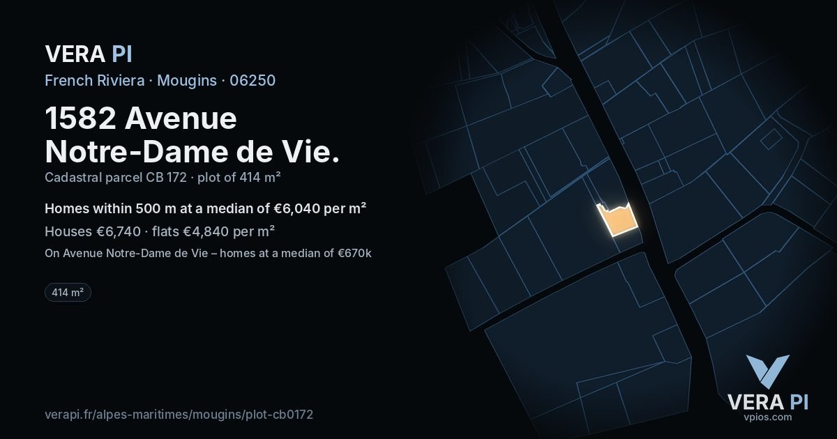 1582 Avenue Notre-Dame de Vie, Mougins at night – the plot lit, the parcels around coloured by the prices near them