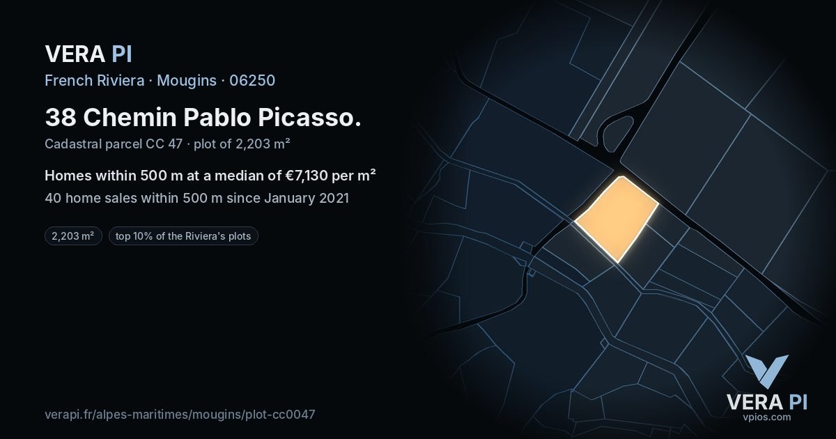 38 Chemin Pablo Picasso, Mougins at night – the plot lit, the parcels around coloured by the prices near them