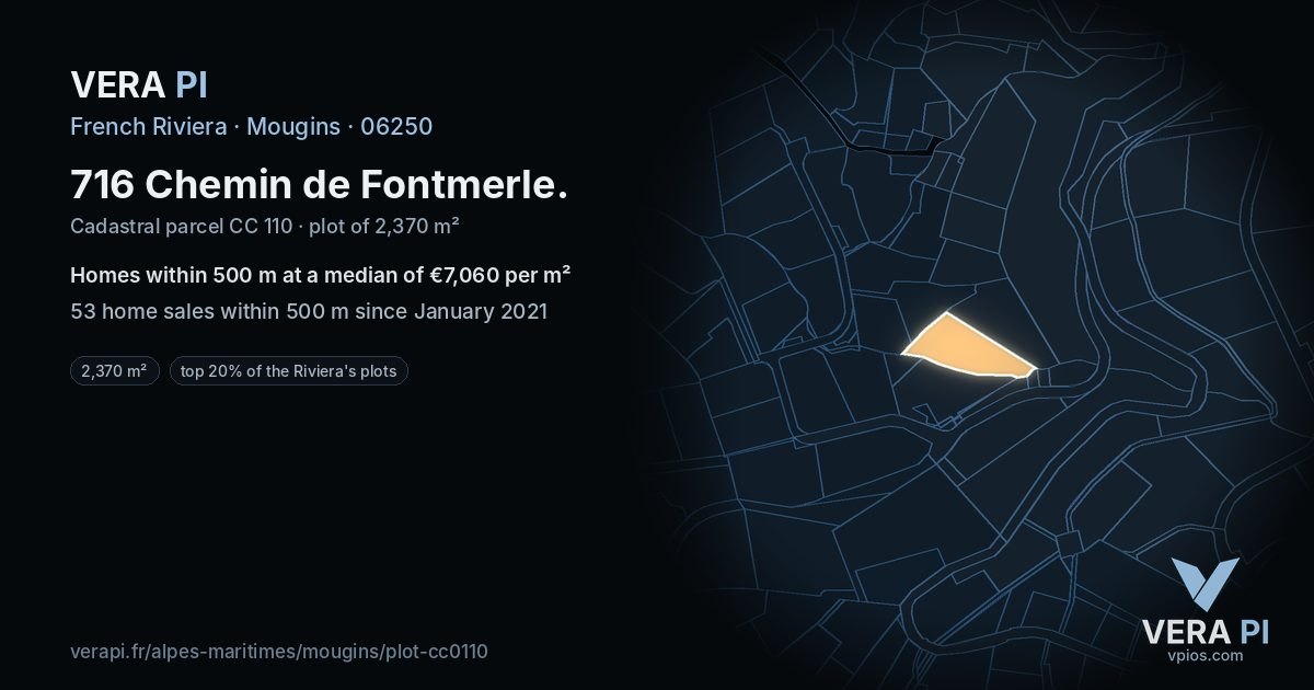 716 Chemin de Fontmerle, Mougins at night – the plot lit, the parcels around coloured by the prices near them
