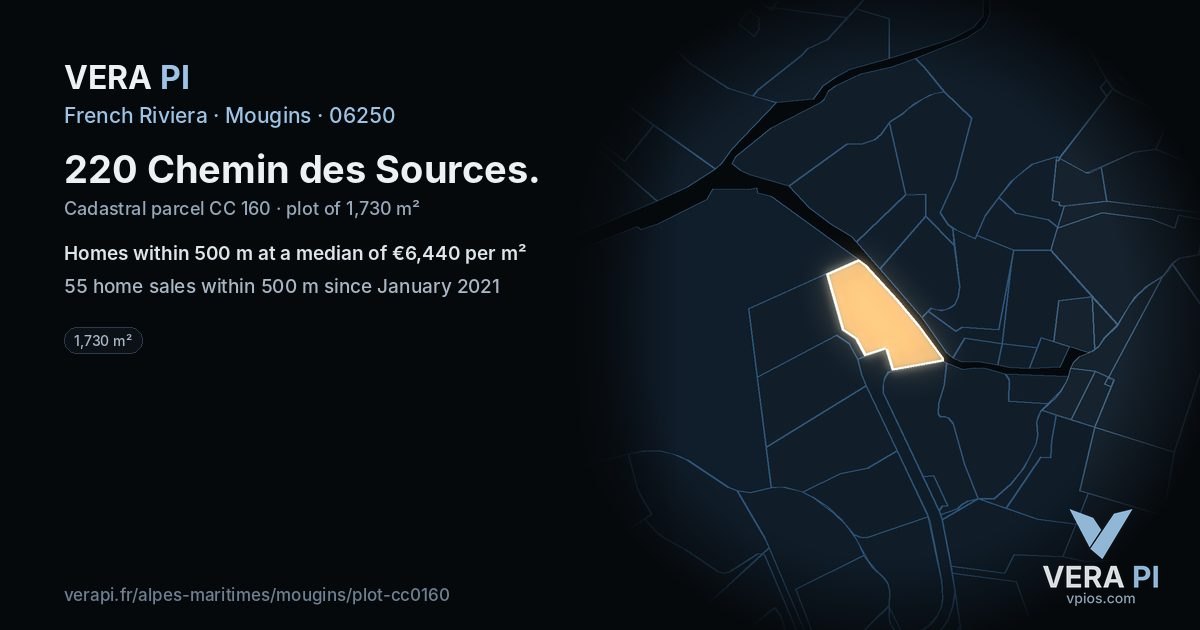 220 Chemin des Sources, Mougins at night – the plot lit, the parcels around coloured by the prices near them
