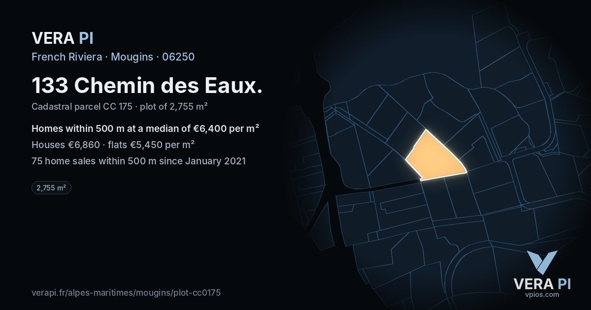 133 Chemin des Eaux, Mougins at night – the plot lit, the parcels around coloured by the prices near them