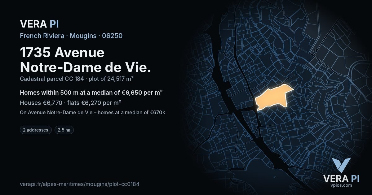 1735 Avenue Notre-Dame de Vie, Mougins at night – the plot lit, the parcels around coloured by the prices near them