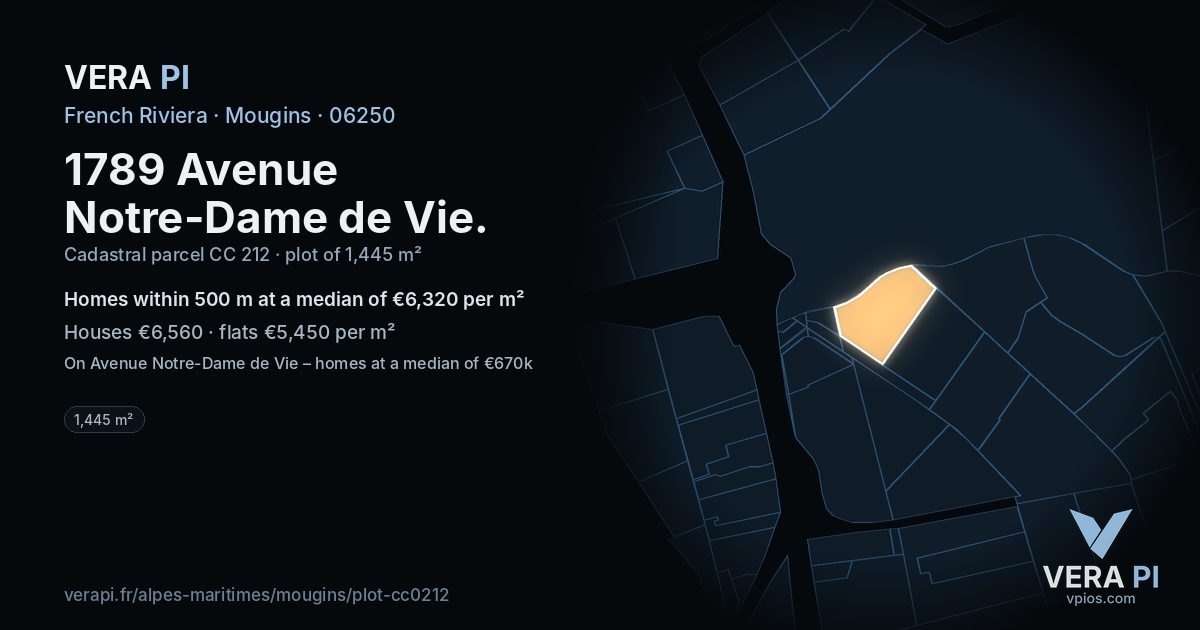 1789 Avenue Notre-Dame de Vie, Mougins at night – the plot lit, the parcels around coloured by the prices near them
