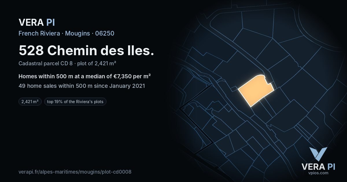 528 Chemin des Iles, Mougins at night – the plot lit, the parcels around coloured by the prices near them