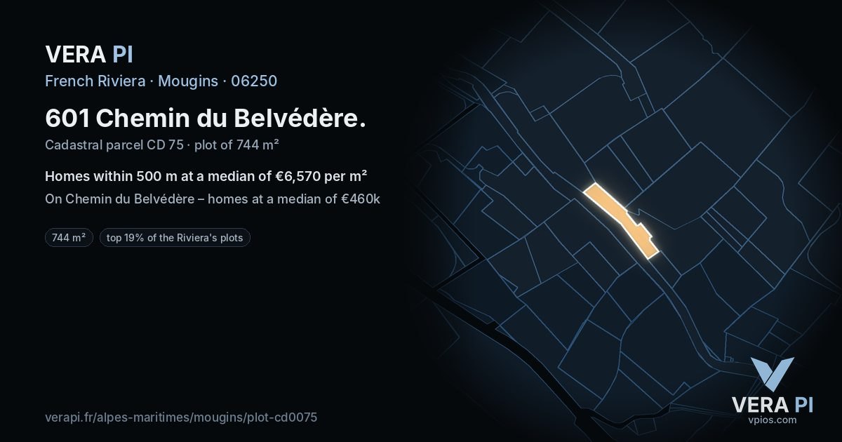 601 Chemin du Belvédère, Mougins at night – the plot lit, the parcels around coloured by the prices near them