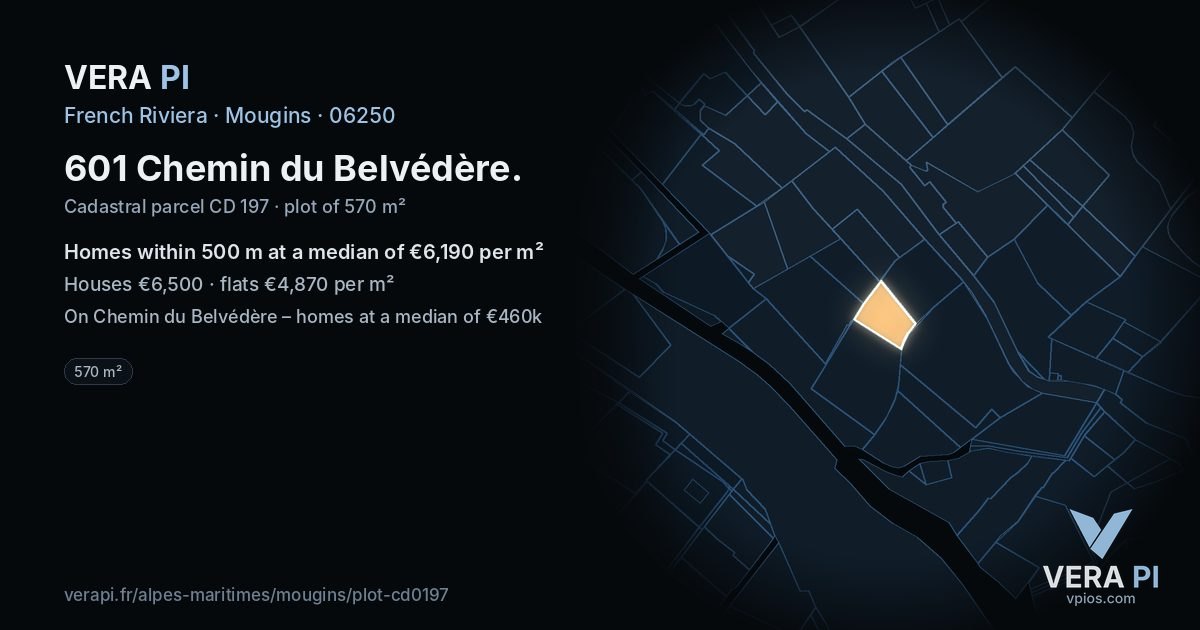 601 Chemin du Belvédère, Mougins at night – the plot lit, the parcels around coloured by the prices near them
