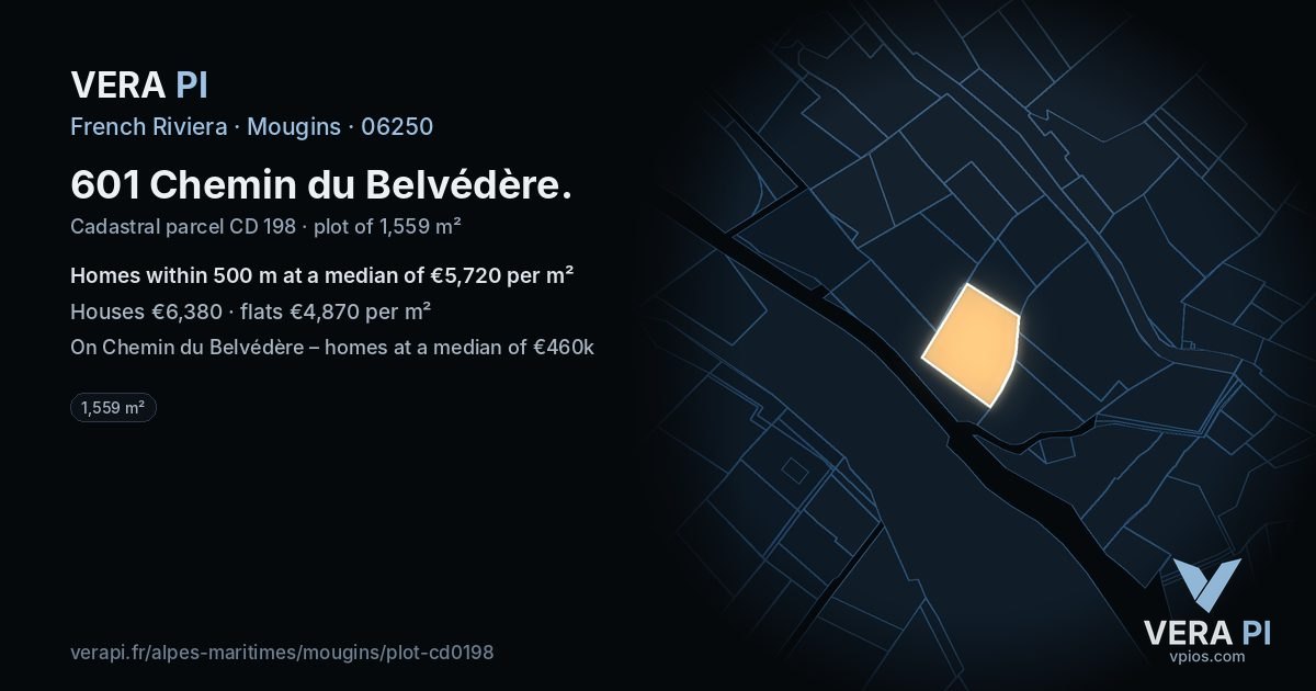 601 Chemin du Belvédère, Mougins at night – the plot lit, the parcels around coloured by the prices near them