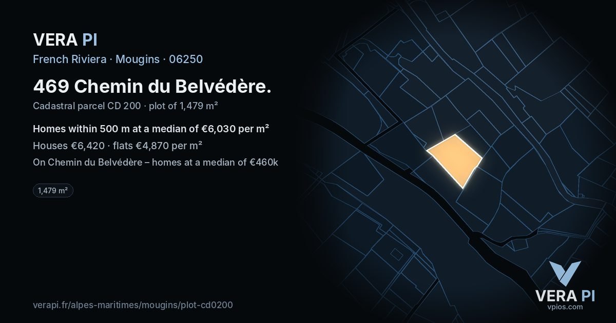469 Chemin du Belvédère, Mougins at night – the plot lit, the parcels around coloured by the prices near them