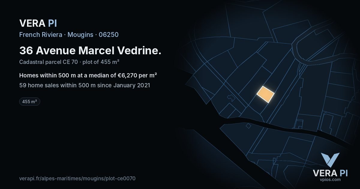 36 Avenue Marcel Vedrine, Mougins at night – the plot lit, the parcels around coloured by the prices near them