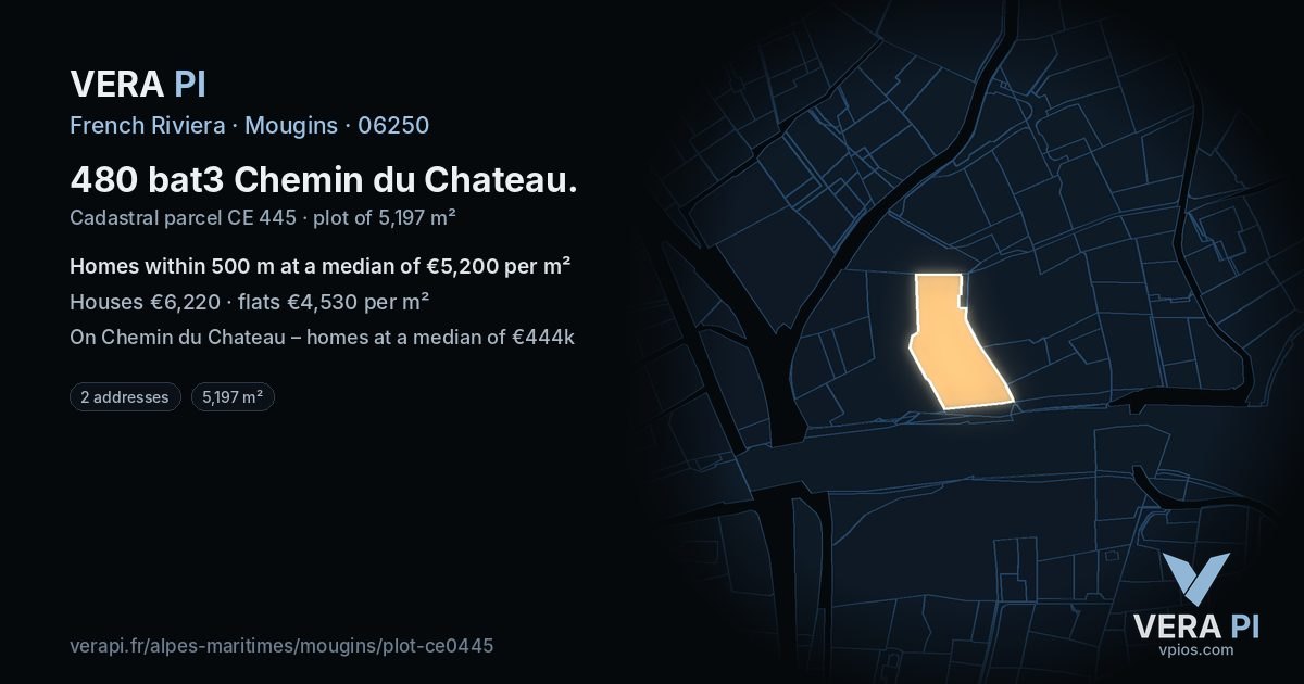 480 bat3 Chemin du Chateau, Mougins at night – the plot lit, the parcels around coloured by the prices near them