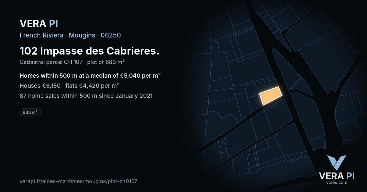 102 Impasse des Cabrieres, Mougins at night – the plot lit, the parcels around coloured by the prices near them