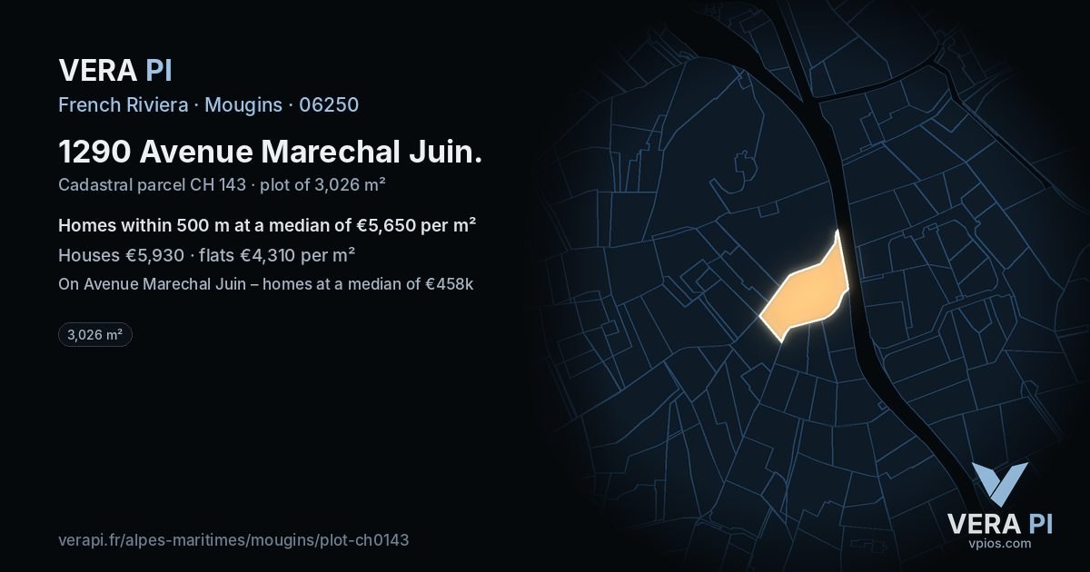 1290 Avenue Marechal Juin, Mougins at night – the plot lit, the parcels around coloured by the prices near them