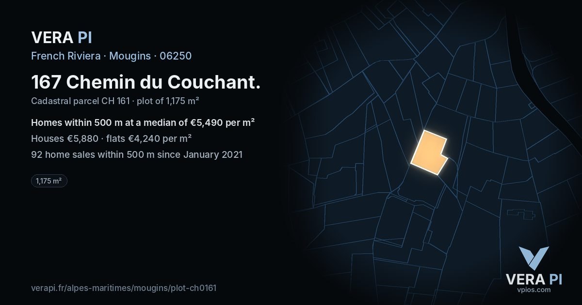 167 Chemin du Couchant, Mougins at night – the plot lit, the parcels around coloured by the prices near them