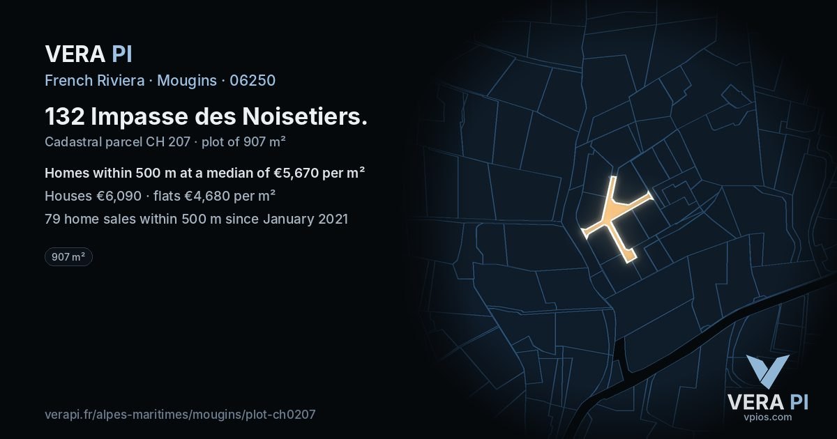 132 Impasse des Noisetiers, Mougins at night – the plot lit, the parcels around coloured by the prices near them