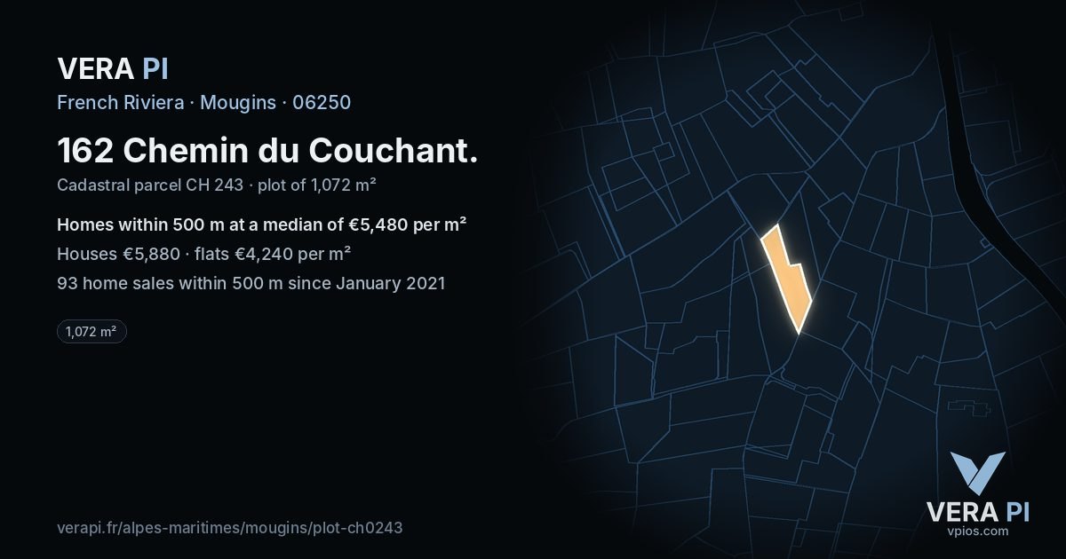 162 Chemin du Couchant, Mougins at night – the plot lit, the parcels around coloured by the prices near them