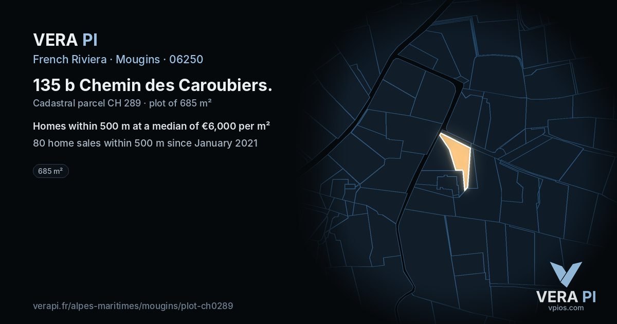 135 b Chemin des Caroubiers, Mougins at night – the plot lit, the parcels around coloured by the prices near them