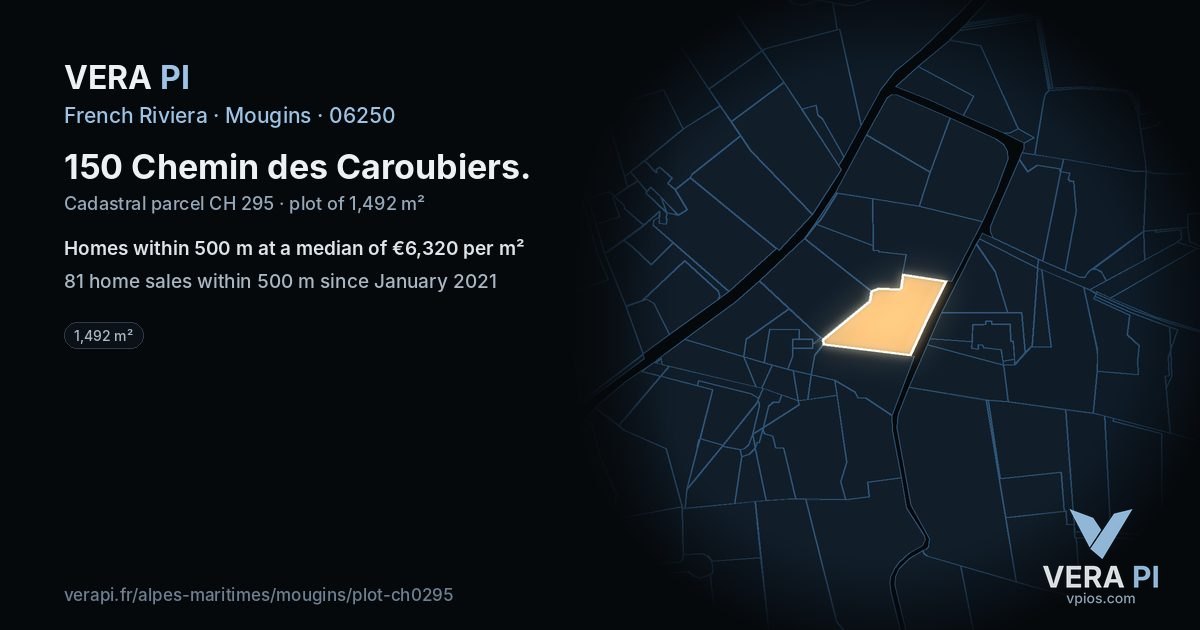 150 Chemin des Caroubiers, Mougins at night – the plot lit, the parcels around coloured by the prices near them