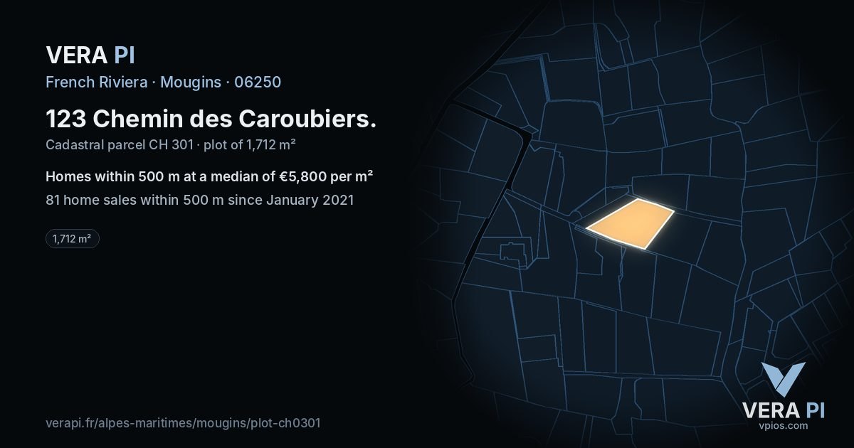 123 Chemin des Caroubiers, Mougins at night – the plot lit, the parcels around coloured by the prices near them