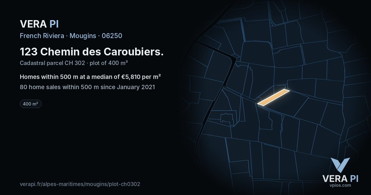 123 Chemin des Caroubiers, Mougins at night – the plot lit, the parcels around coloured by the prices near them