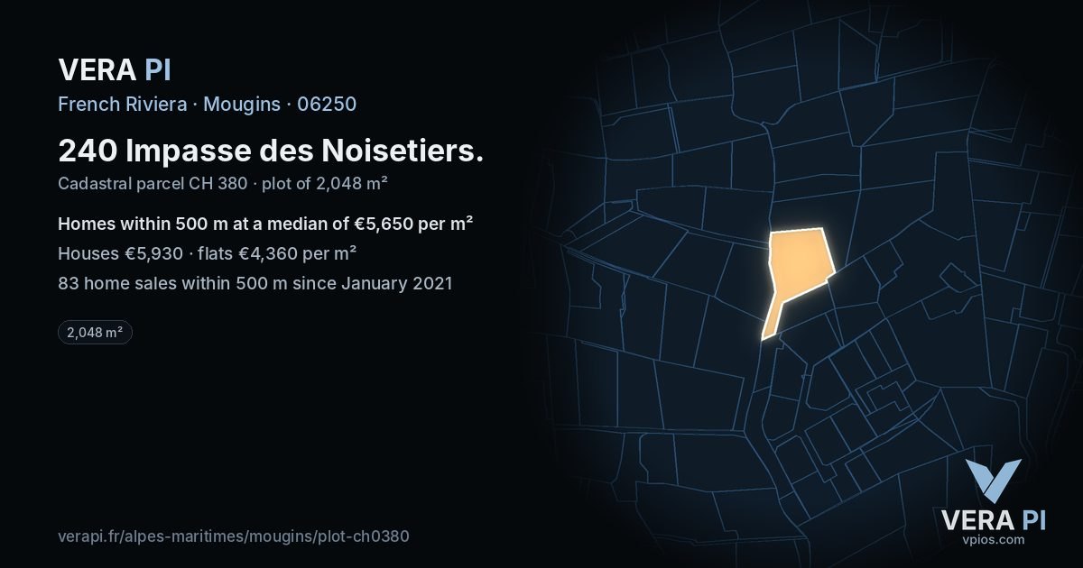 240 Impasse des Noisetiers, Mougins at night – the plot lit, the parcels around coloured by the prices near them