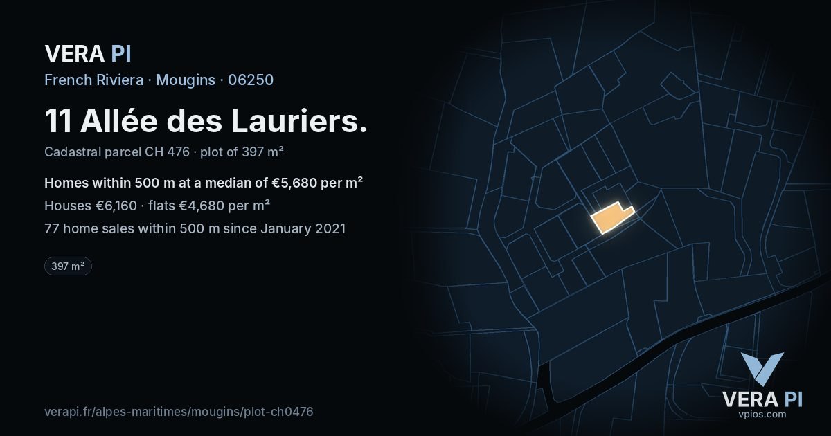 11 Allée des Lauriers, Mougins at night – the plot lit, the parcels around coloured by the prices near them