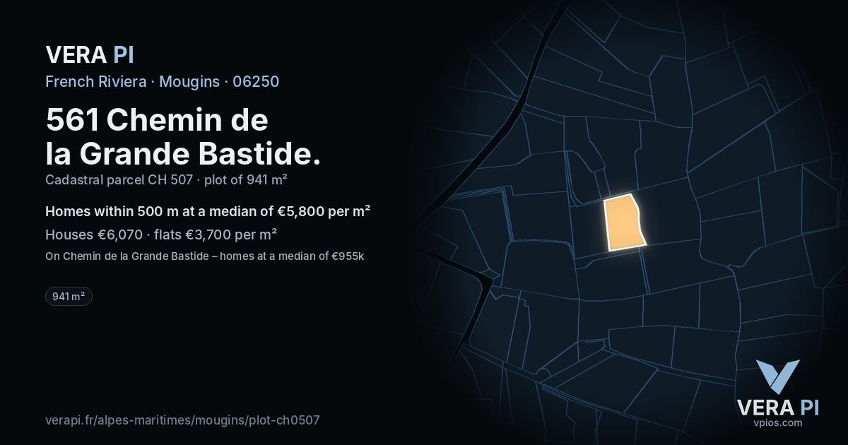 561 Chemin de la Grande Bastide, Mougins at night – the plot lit, the parcels around coloured by the prices near them