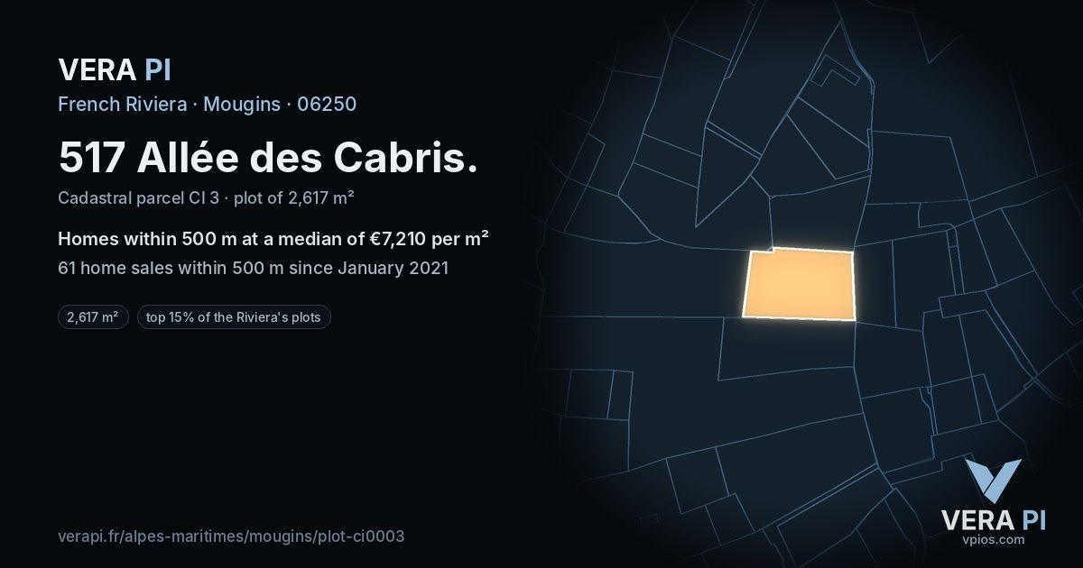 517 Allée des Cabris, Mougins at night – the plot lit, the parcels around coloured by the prices near them