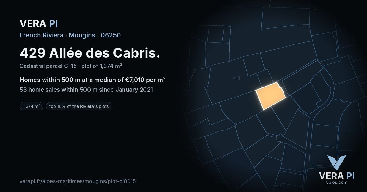 429 Allée des Cabris, Mougins at night – the plot lit, the parcels around coloured by the prices near them