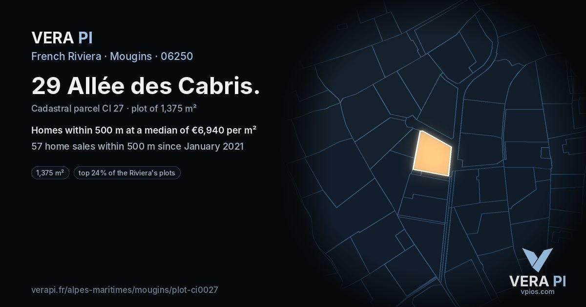 29 Allée des Cabris, Mougins at night – the plot lit, the parcels around coloured by the prices near them