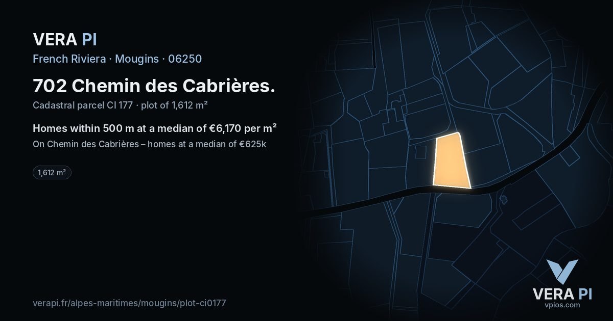 702 Chemin des Cabrières, Mougins at night – the plot lit, the parcels around coloured by the prices near them