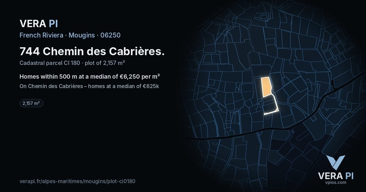 744 Chemin des Cabrières, Mougins at night – the plot lit, the parcels around coloured by the prices near them